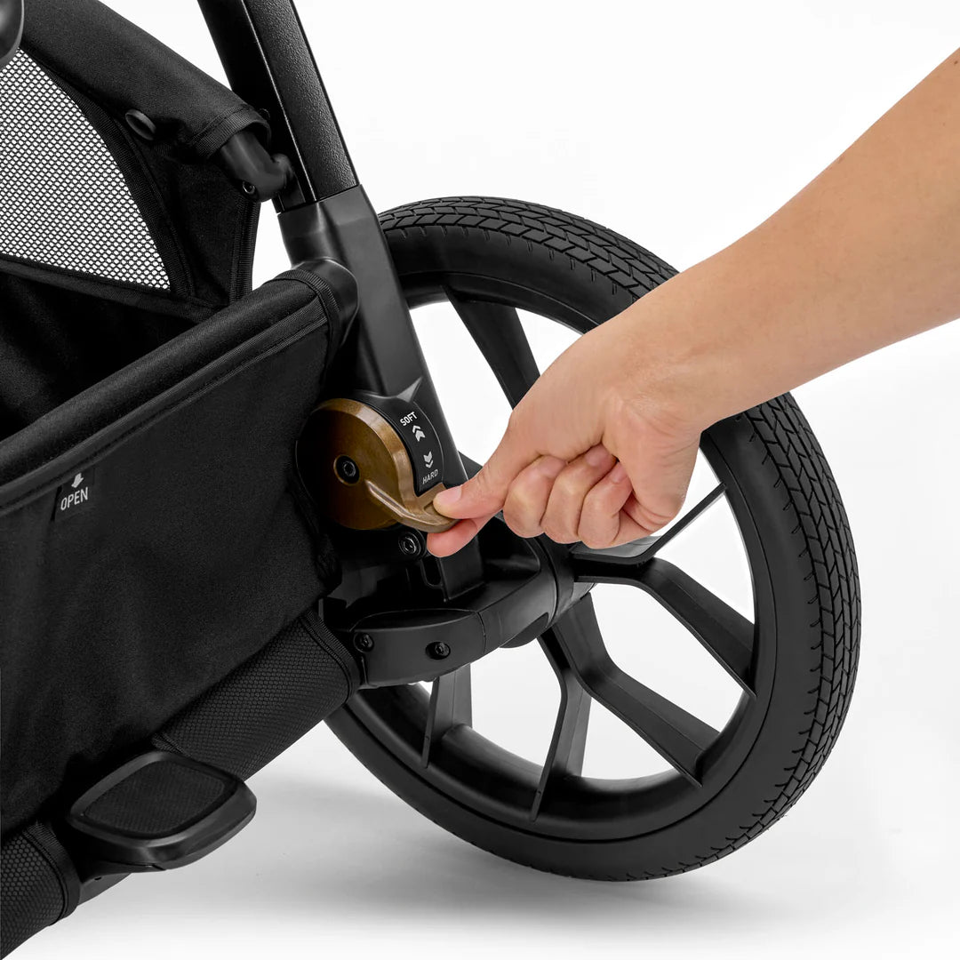 Inglesina Aptica XT Travel System - Taiga Green (2025 Model Updated Features)