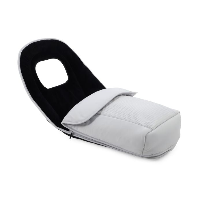 BabyStyle Oyster4 Pushchair Ultimate 12 Piece Bundle with Cybex Cloud T i-Size Car Seat and Base - Jubilee *Message us to check availability