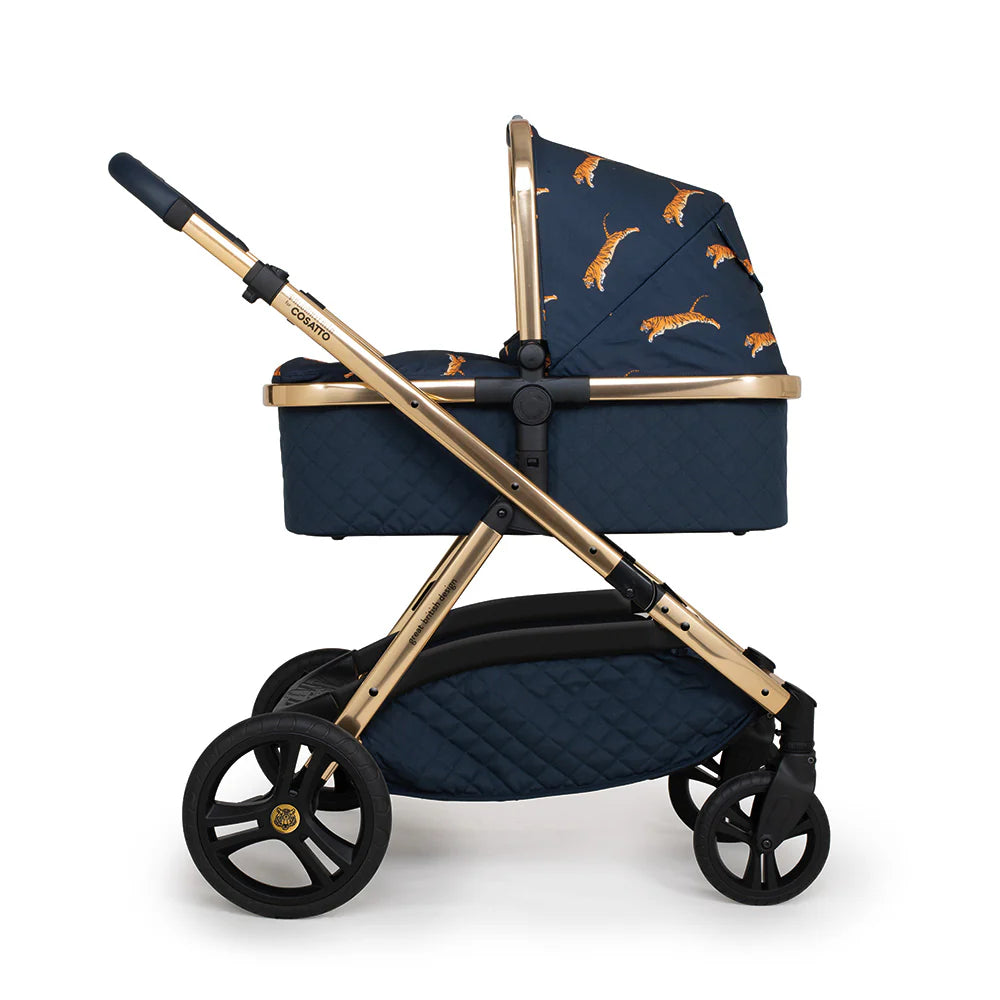 Cosatto Wow XL Rotating Everything Bundle On The Prowl March Offer