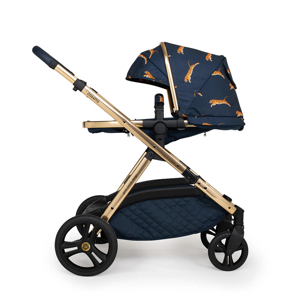 Cosatto Wow XL Rotating Everything Bundle On The Prowl March Offer