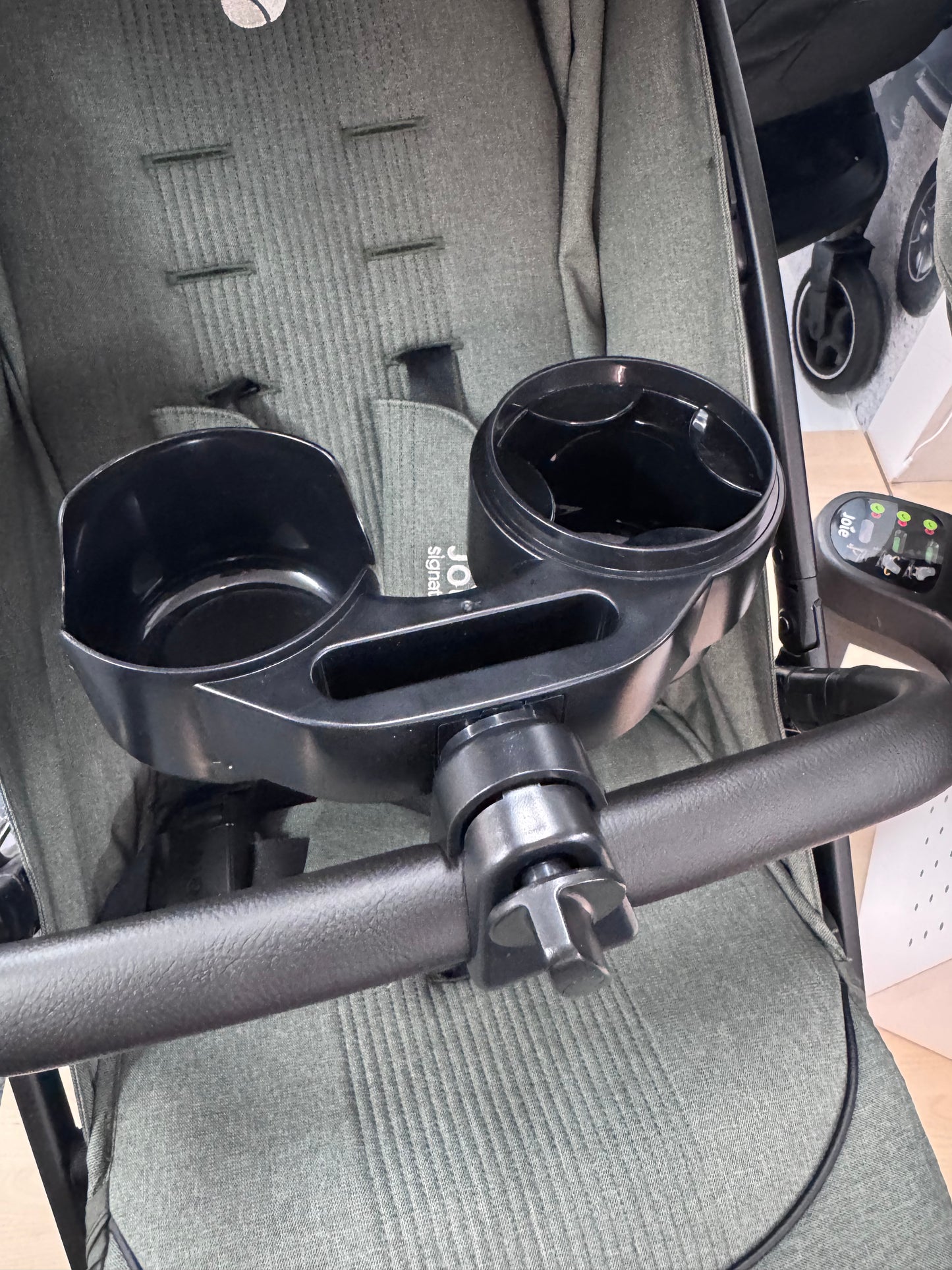 Cute & Co Stroller Snack Tray With Mobile Phone Holder