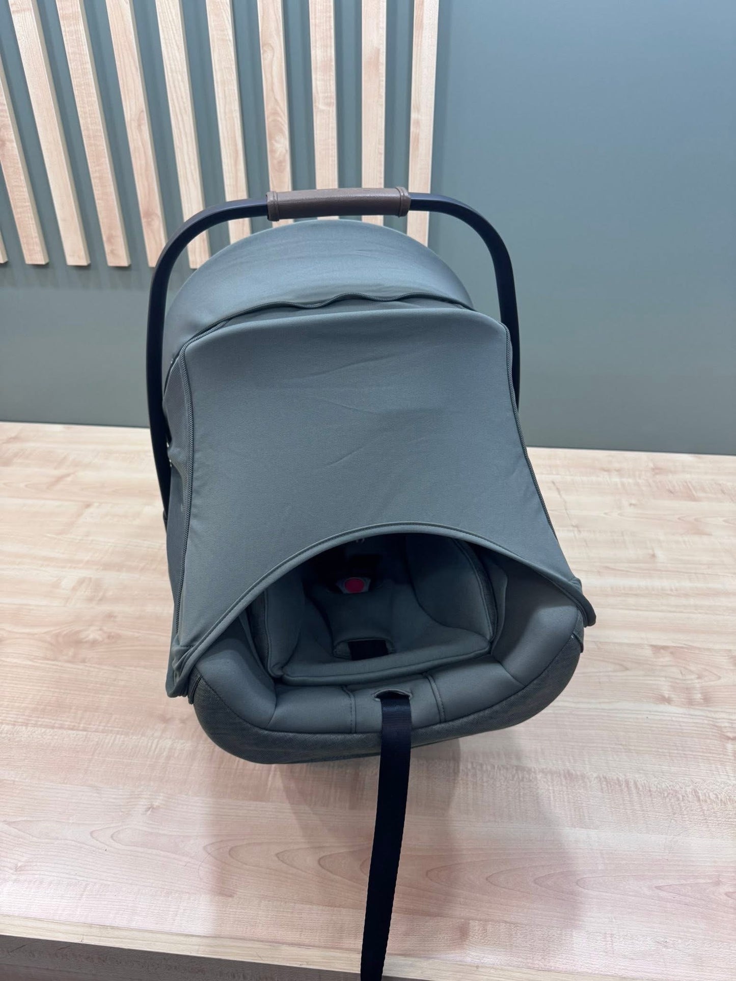 Nuna DEMI NEXT Stroller & Carrycot Pine