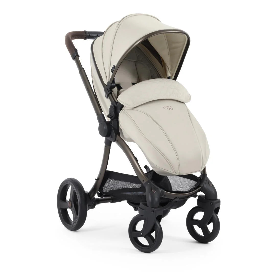 Egg 3 Luxury Travel Bundle With Shell i-Size Car Seat Cashmere End Of February