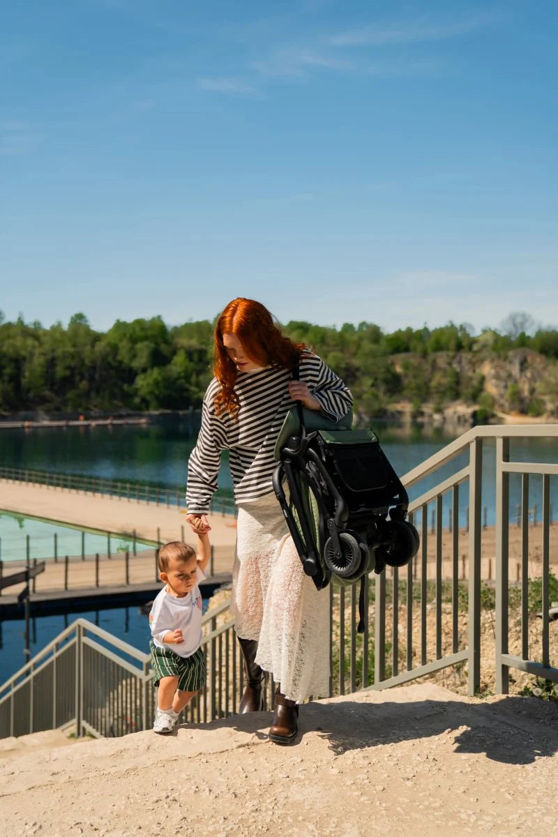 Avionaut Airby Compact Stroller Olive