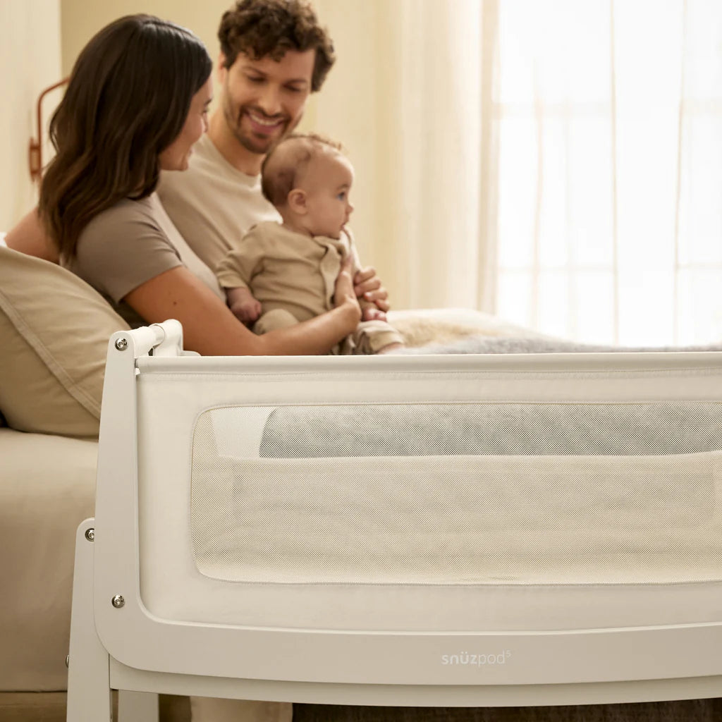 SnuzPod5 Bedside Crib Cashemere