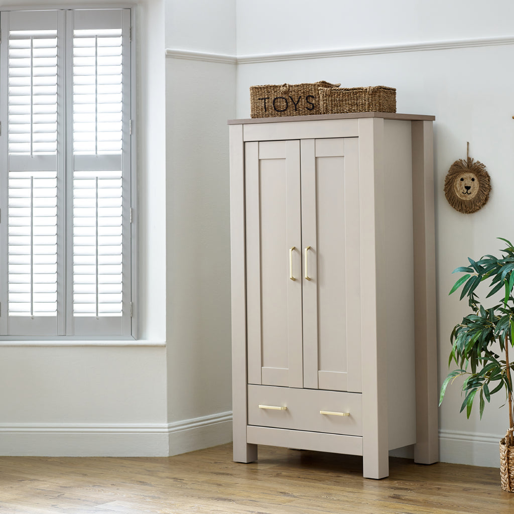 Charnwood Bordeaux Oatmeal Furniture 3 Piece Room Set