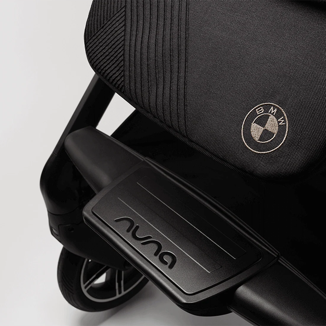 Nuna MIXX Next Pushchair & Carrycot - BMW Edition, Element