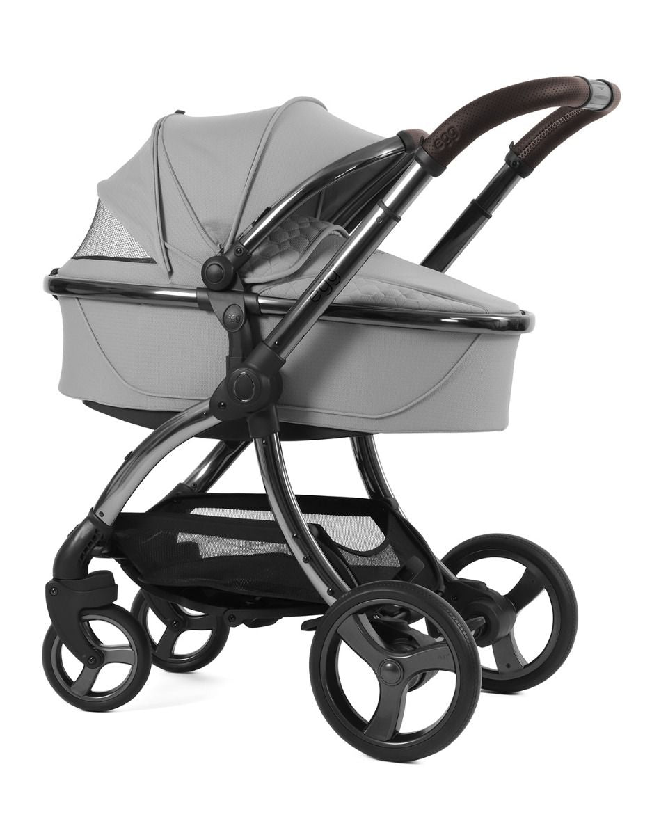 Egg 3 Luxury Travel Bundle With Shell i-Size Car Seat Glaciar