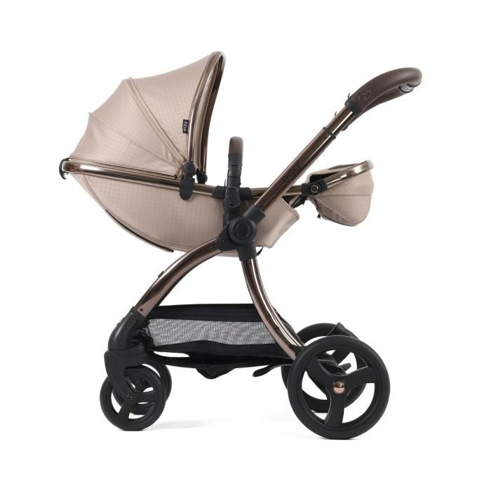 Egg 3 Luxury Travel Bundle With Shell i-Size Car Seat Houndstooth Almond Special Edition