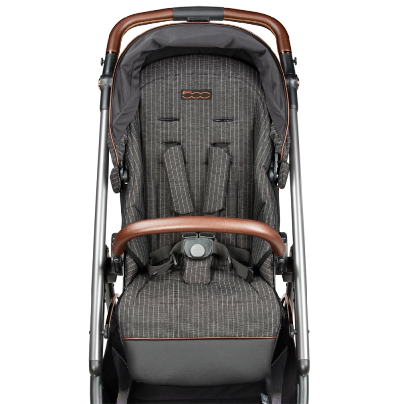 Peg Perego Veloce Lounge I-Size Travel System Bundle, 500