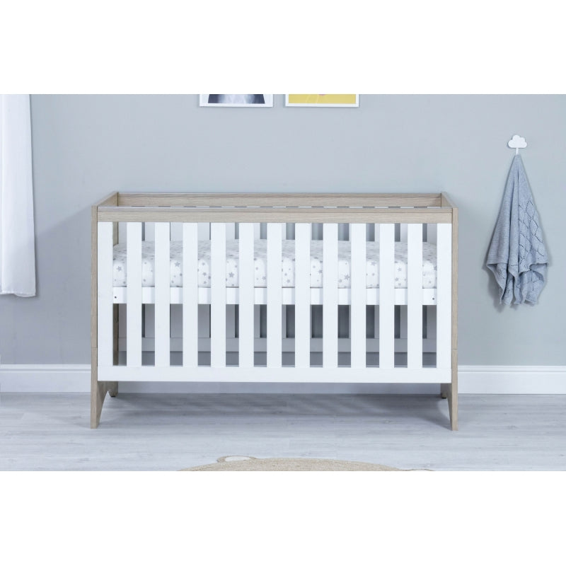 Babymore Veni 2 Piece Furniture Room Set-Oak & White
