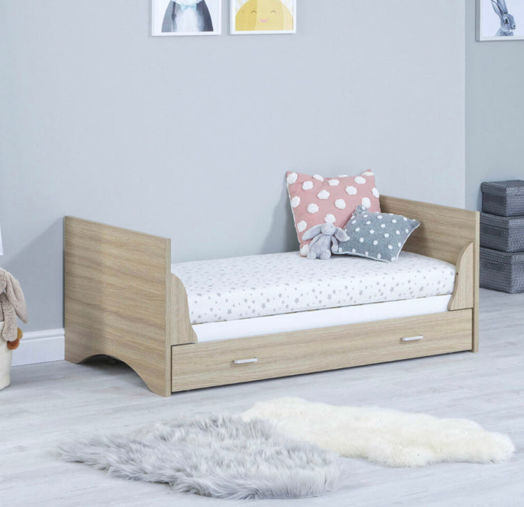 Babymore Veni Cot Bed with Drawer-Oak