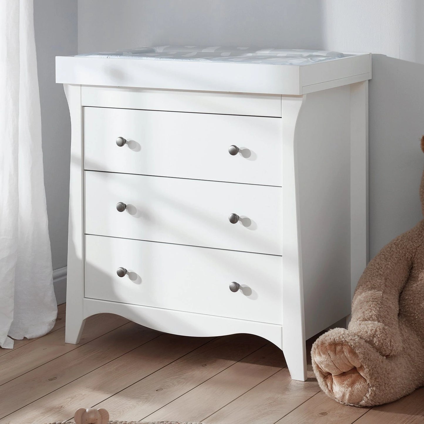 Cuddle Co Clara 2 Piece Nursery Furniture Set (Cot Bed & Dresser) - White