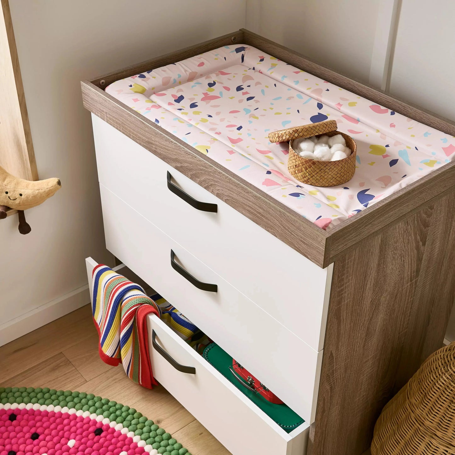 CuddleCo Enzo 2 Piece Nursery Furniture Set - Truffle Oak & White