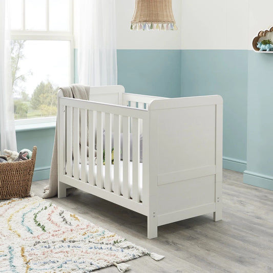 Babymore Caro Mini Cot Bed – white wash