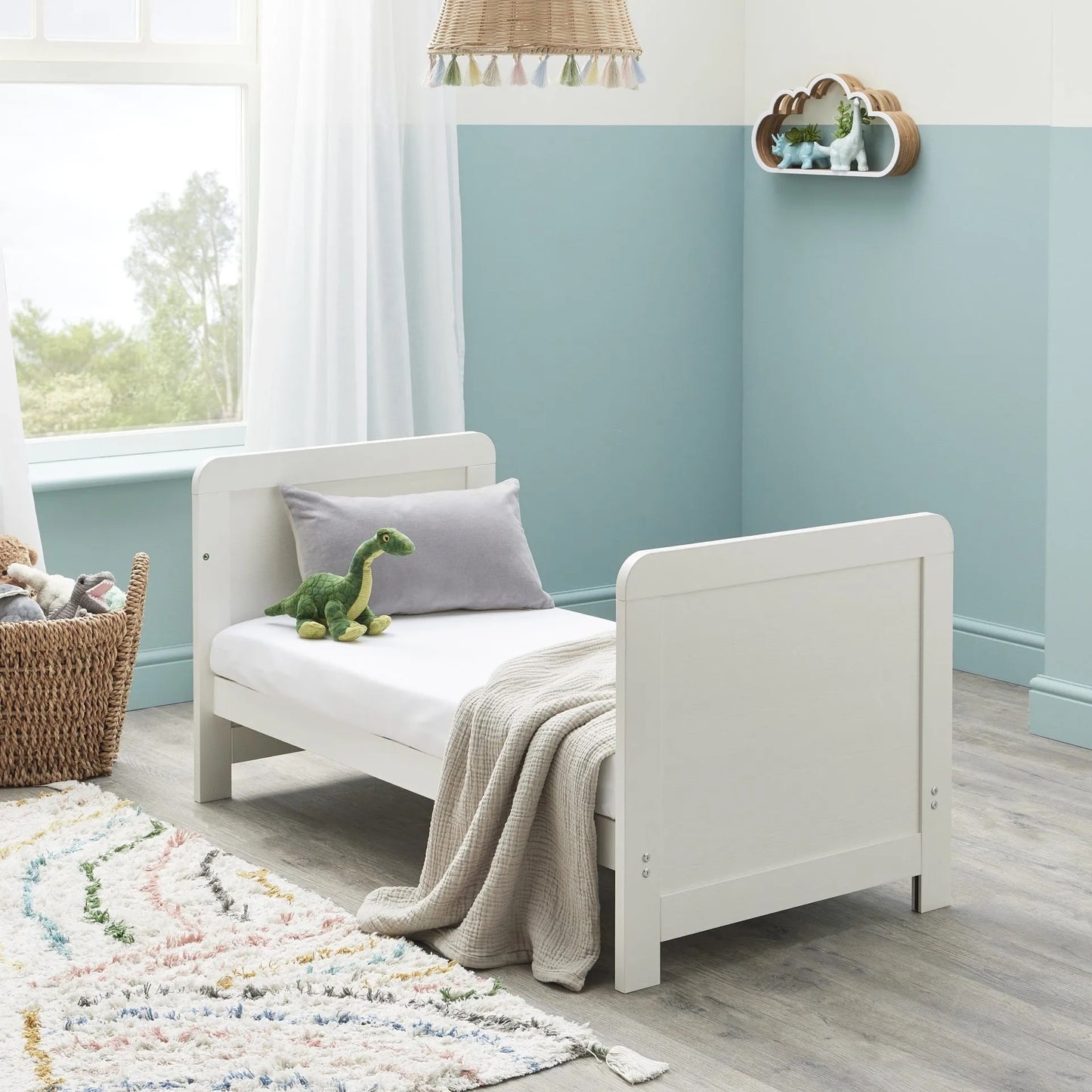 Babymore Caro Mini Cot Bed – white wash