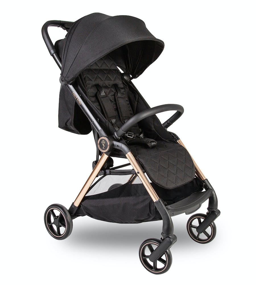 Lightweight stroller with full clearance recline