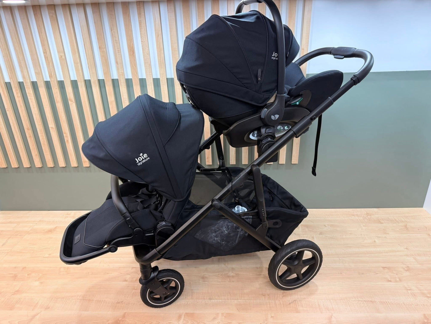 Joie versiti with sibling seat & I level pro car seat ~ ex display Birmingham store