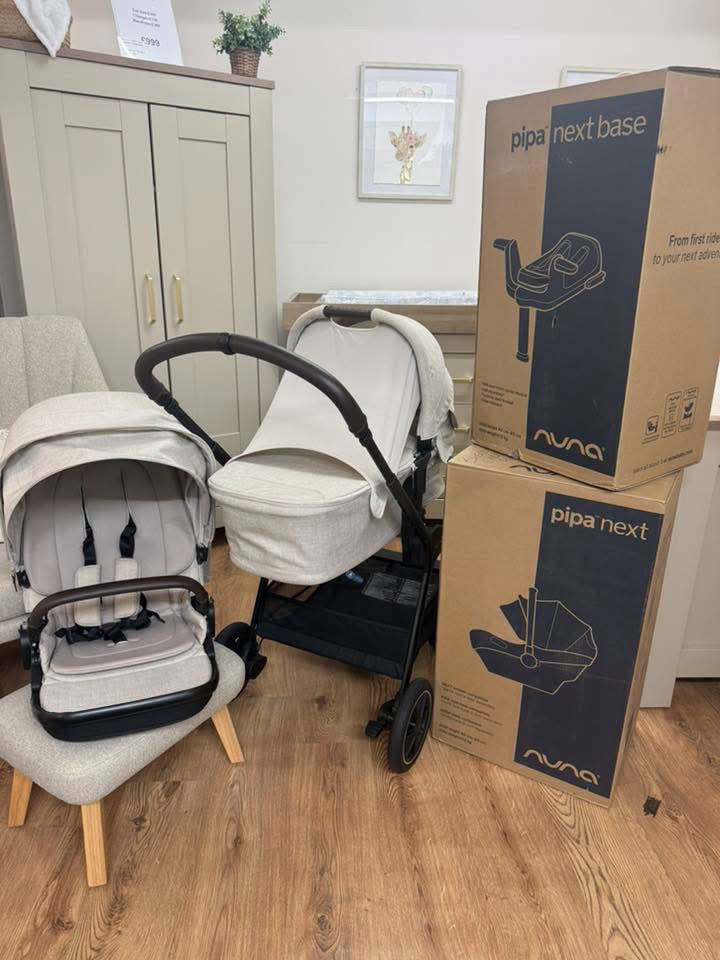 Nuna Triv Next bundle ~ Biscotti ~ ex display Birmingham store