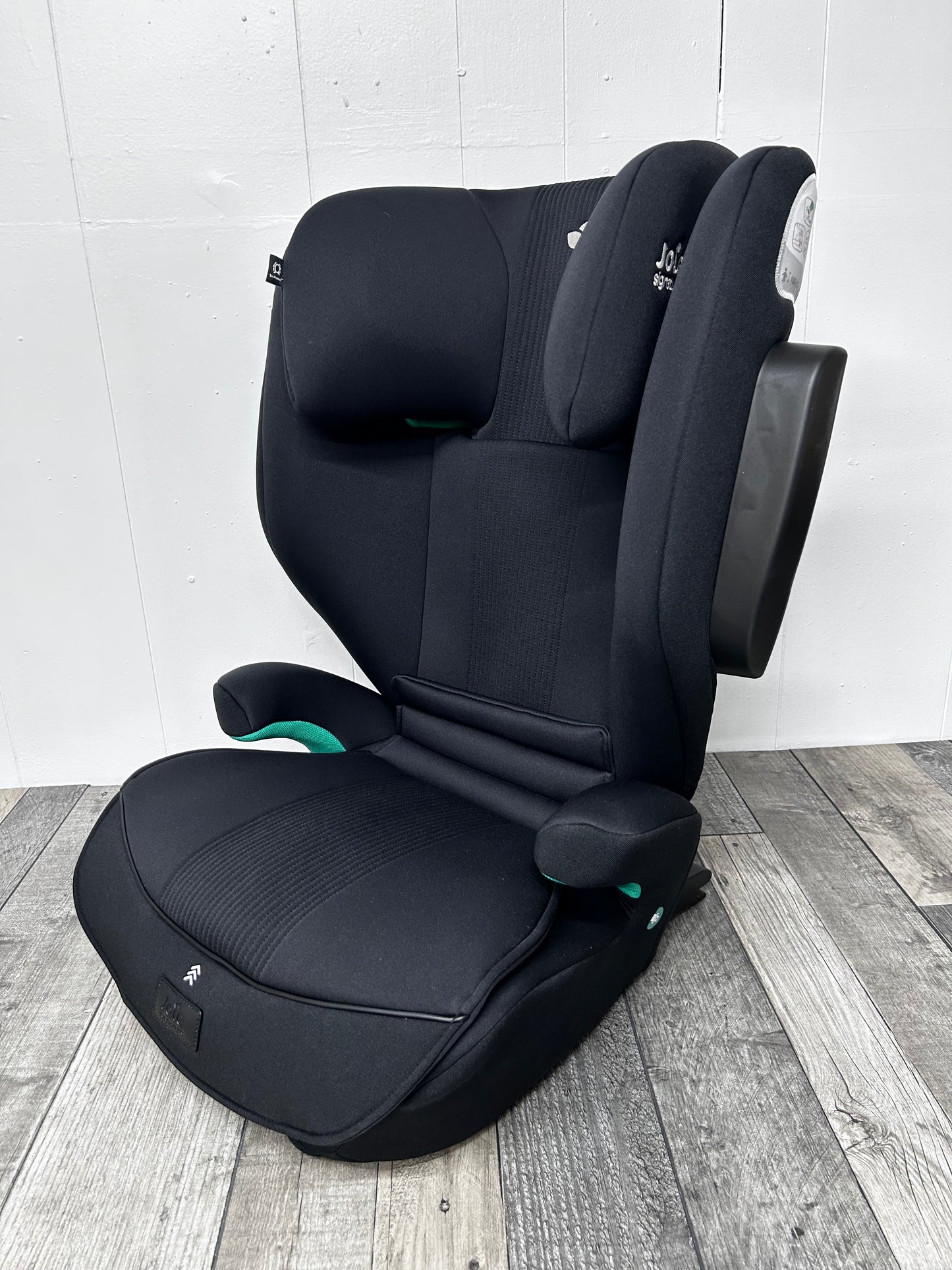 Joie I traver car seat | open box