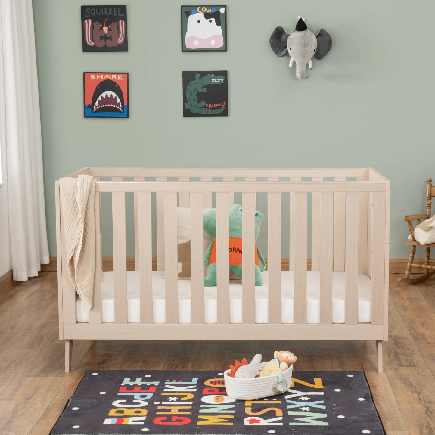 Babymore Dante cot bed - Natural *JUNE OFFER