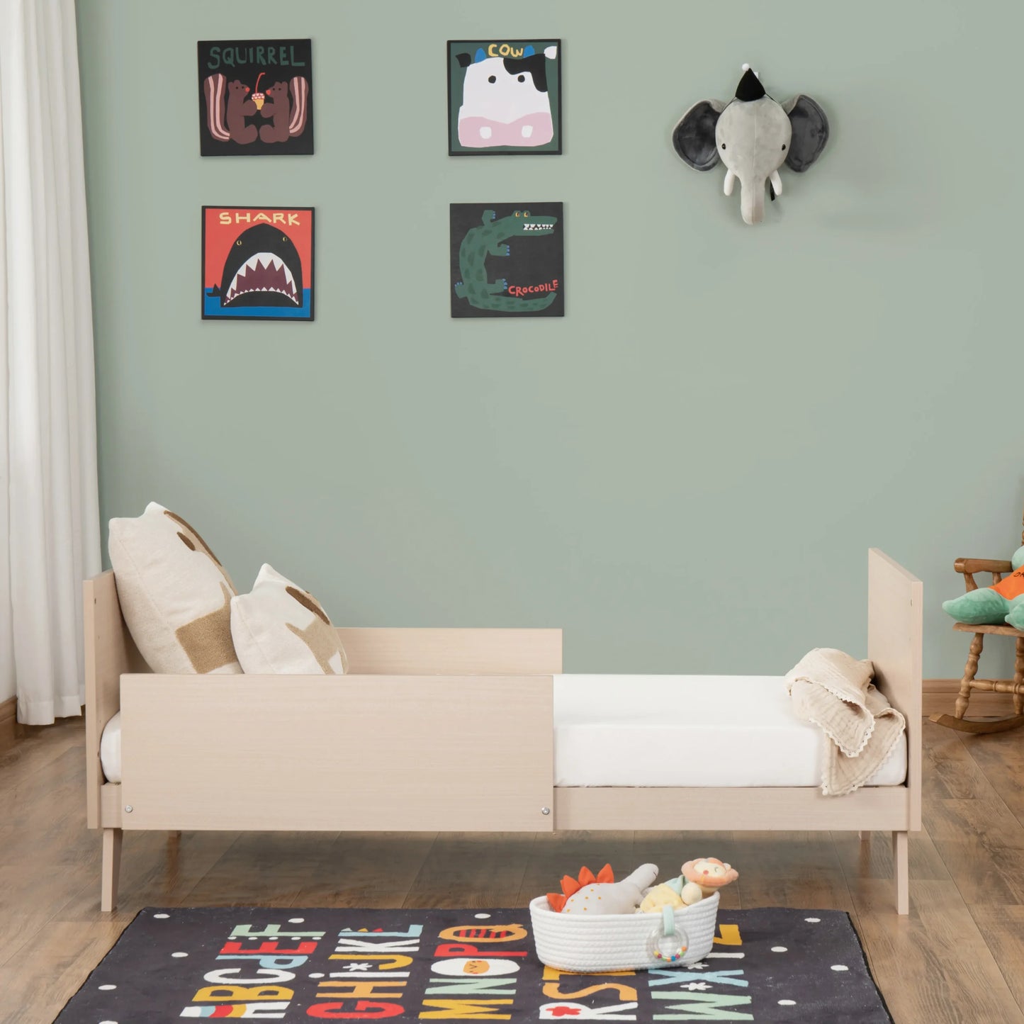 Babymore Dante cot bed - Natural *JUNE OFFER
