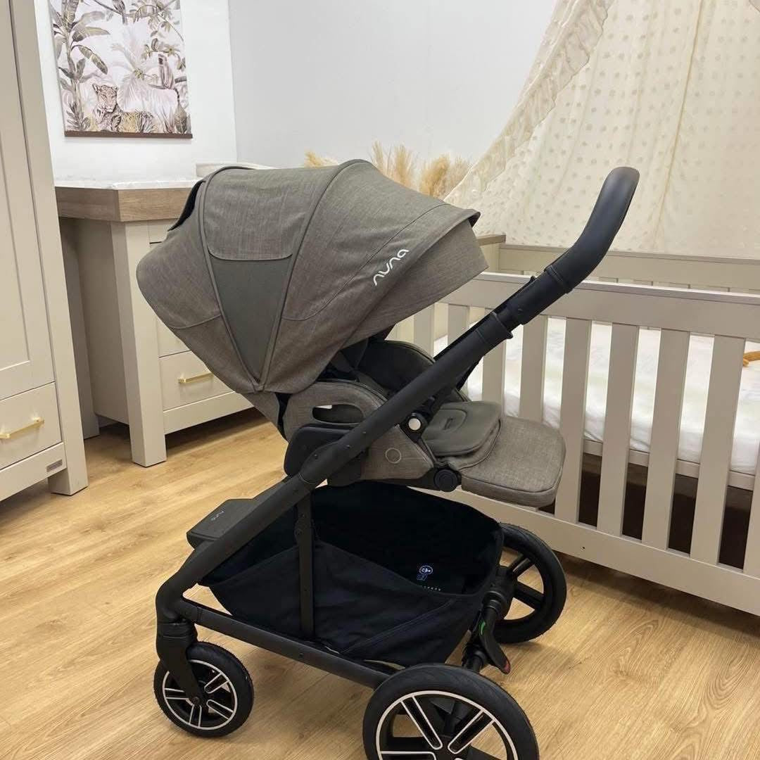 Nuna mixx next *pistachio ~ Ex display Evesham store