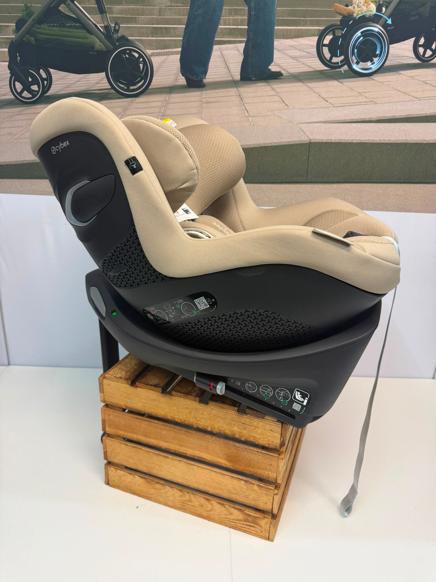 Cybex cloud g & sirona g & 360 base ~ ex display ~ Birmingham store