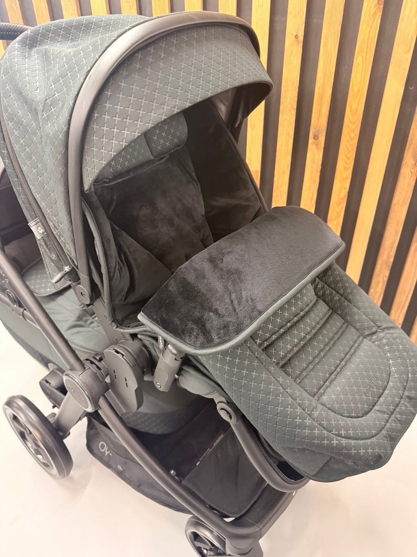 Oyster 4 toddler bundle ~ Raven Birmingham Store