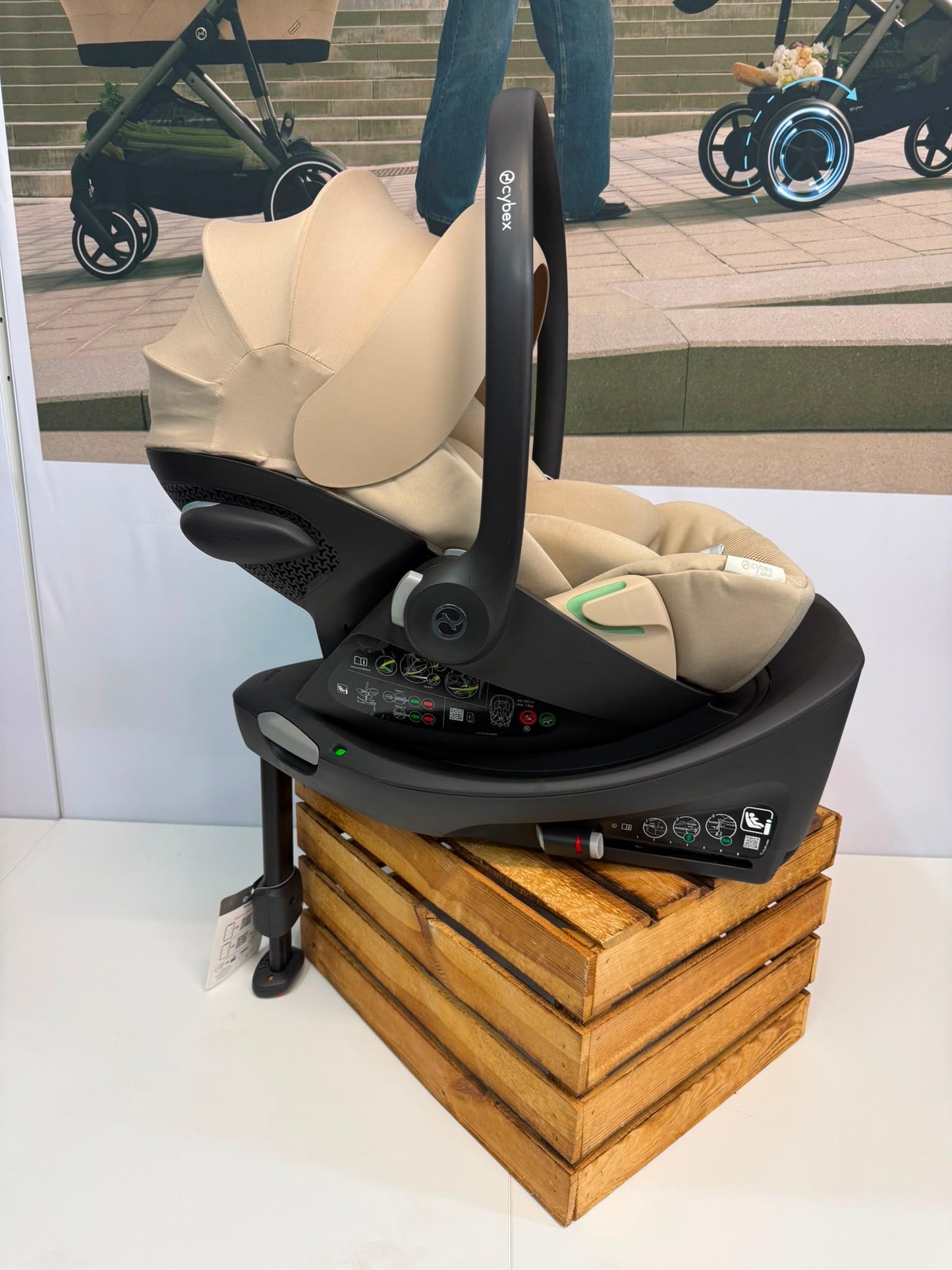 Cybex cloud g & sirona g & 360 base ~ ex display ~ Birmingham store