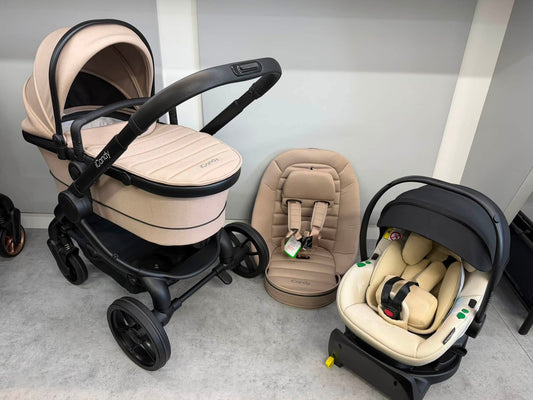 Icandy peach 7 and Avionaut pixel pro 2 and Isofix base