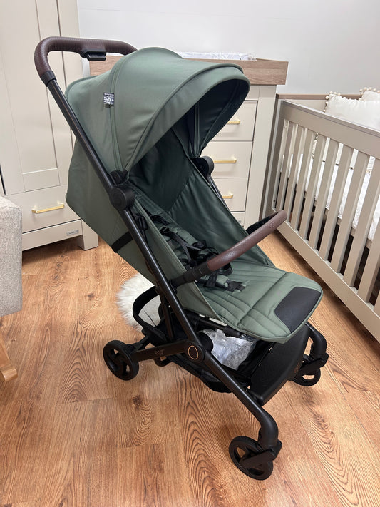 egg Sky® Stroller Green ~ ex display ~ Birmingham store
