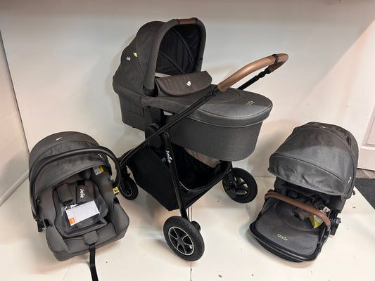 Joie Versatrax™ trioPram, infant carrier and carry cot -ex display BIRMINGHAM STORE