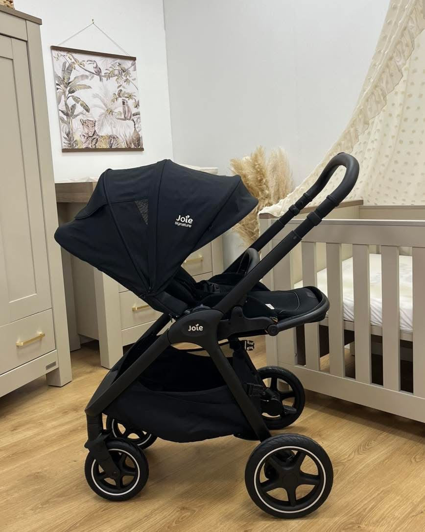 Finiti ex display bargain