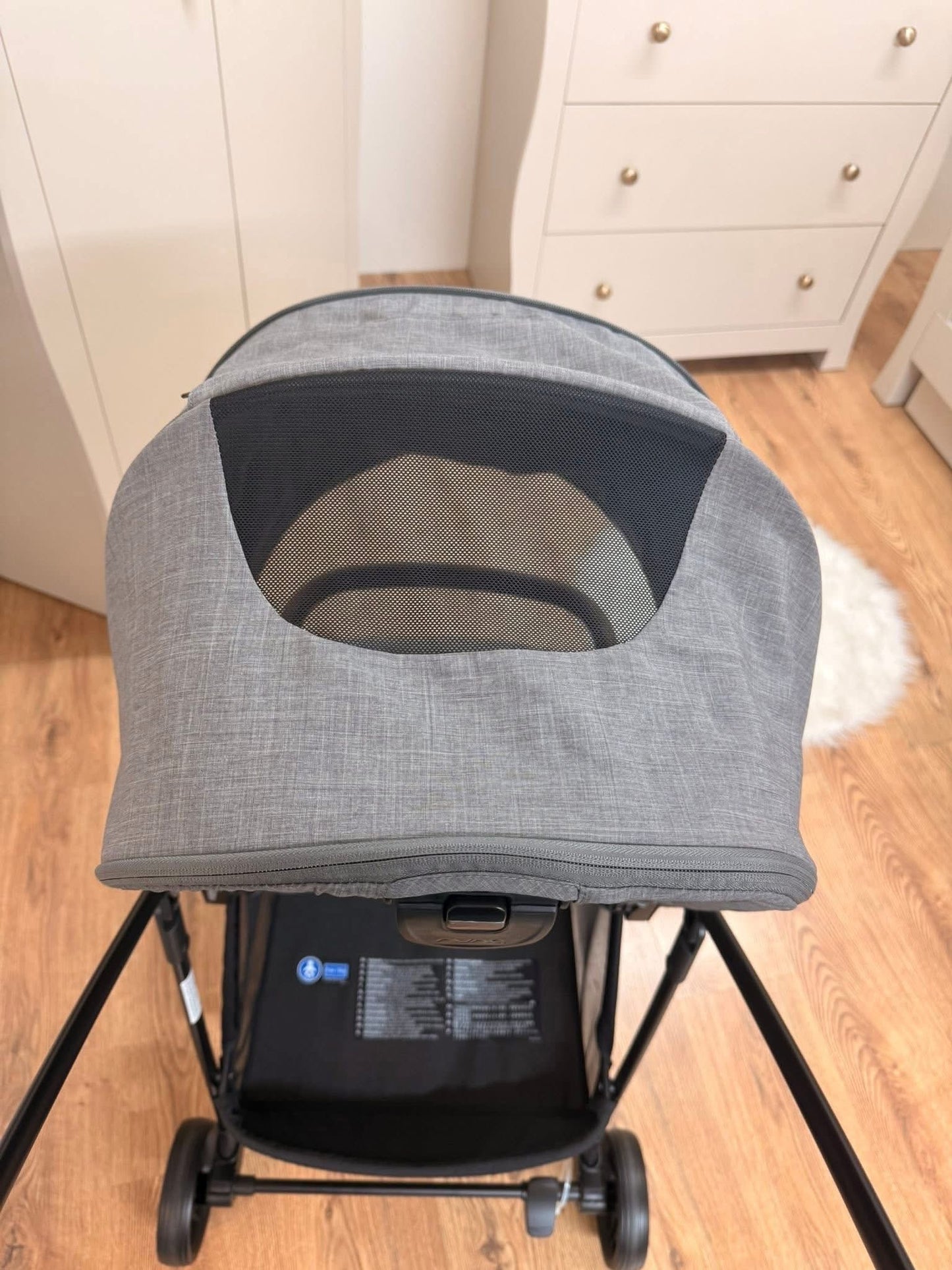 Nuna IXXA Next + PIPA Urbn Bundle in Granite Ex Display Birmingham Store