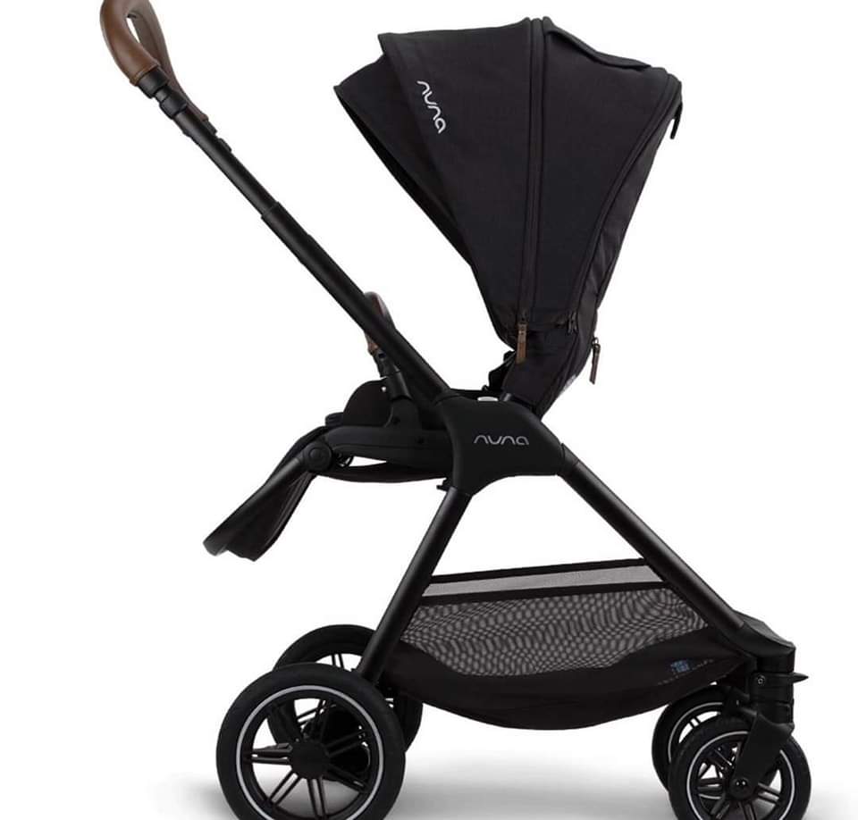 Nuna Triv, carrycot and Pipa Urbn *Ex display