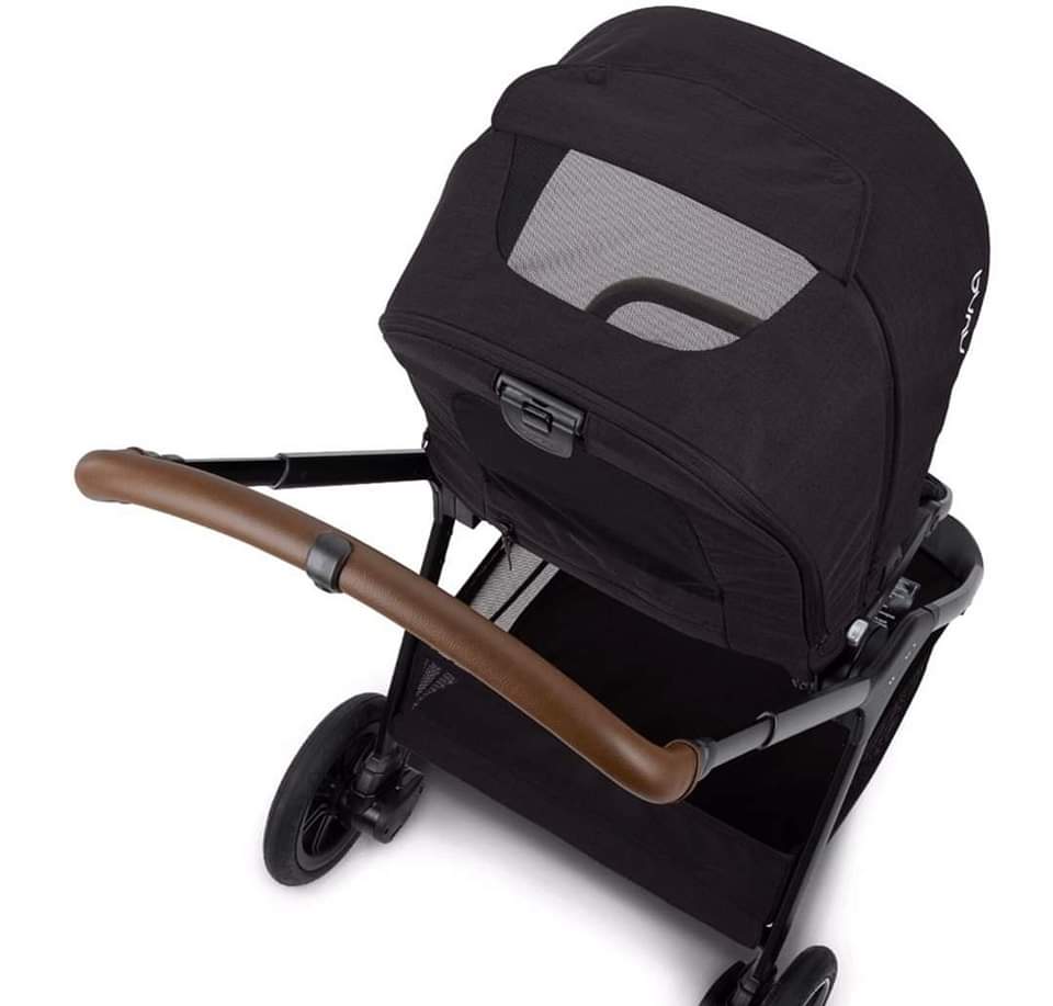 Nuna Triv, carrycot and Pipa Urbn *Ex display