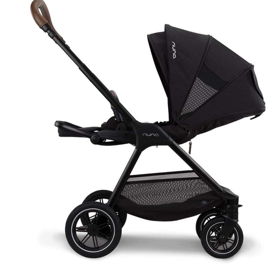 Nuna Triv, carrycot and Pipa Urbn *Ex display