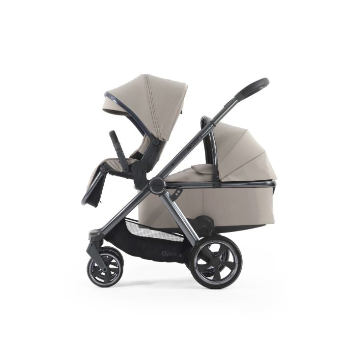 BabyStyle Oyster4 Pushchair Essential 5 Piece Bundle with Capsule Car Seat and Base - Stone