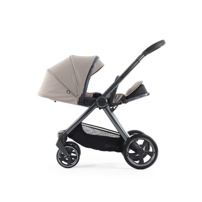 BabyStyle Oyster4 Pushchair Essential 5 Piece Bundle with Capsule Car Seat and Base - Stone
