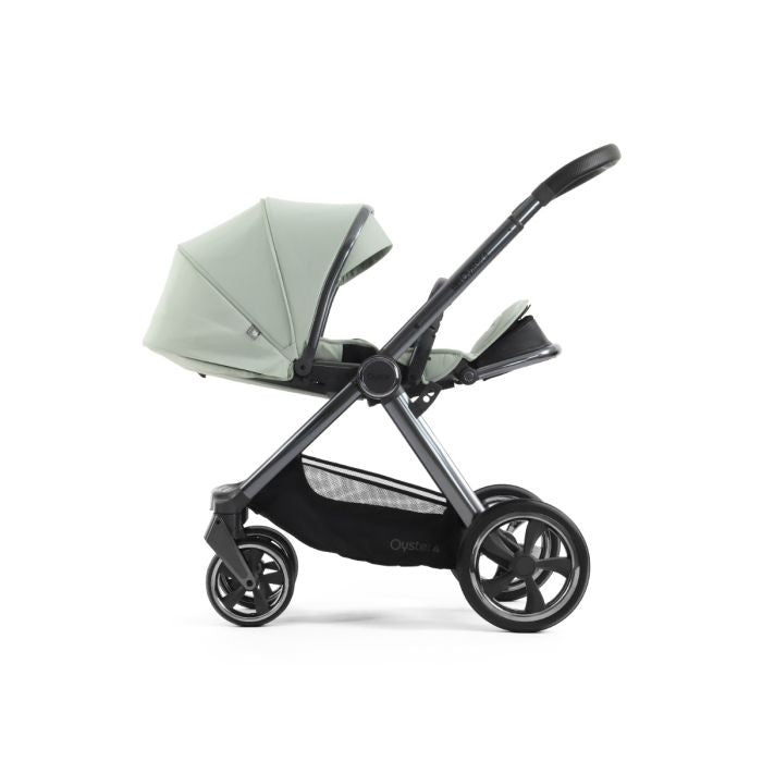 BabyStyle Oyster4 Pushchair Essential 5 Piece Bundle with Capsule Car Seat and Base - Spearmint