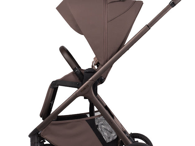 Venicci Tila Pram Essential Bundle Noce *Pre Order End Of May