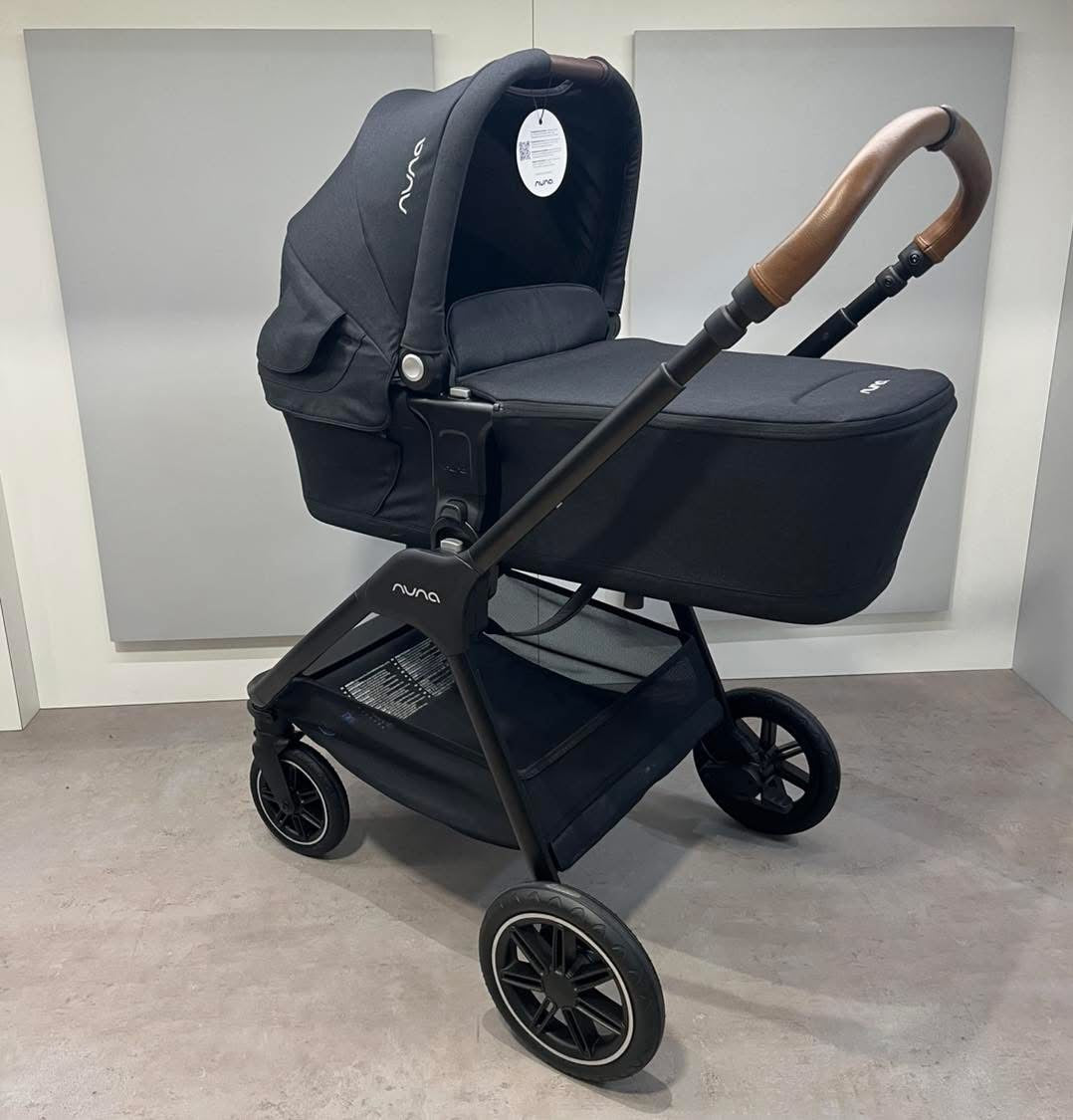 Nuna triv pre loved bundle