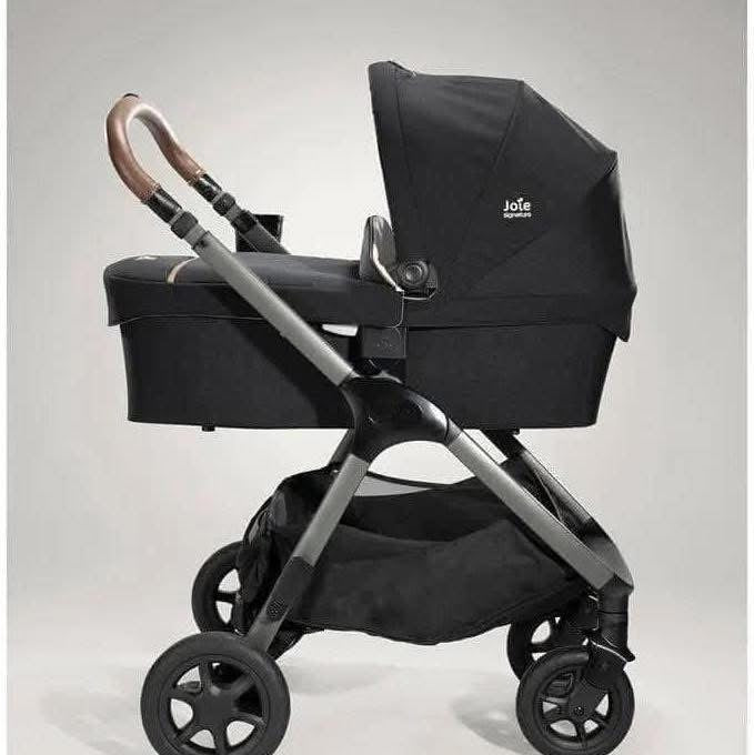 Joie Finiti Complete Bundle With I-Jemini and isofix base