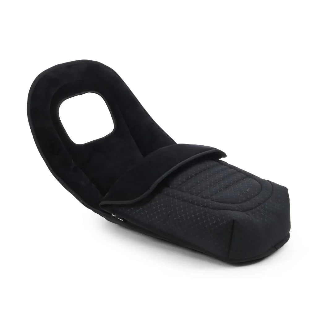 Oyster 4 Luxury Bundle With Capsule Seat - Raven *Check availability before ordering