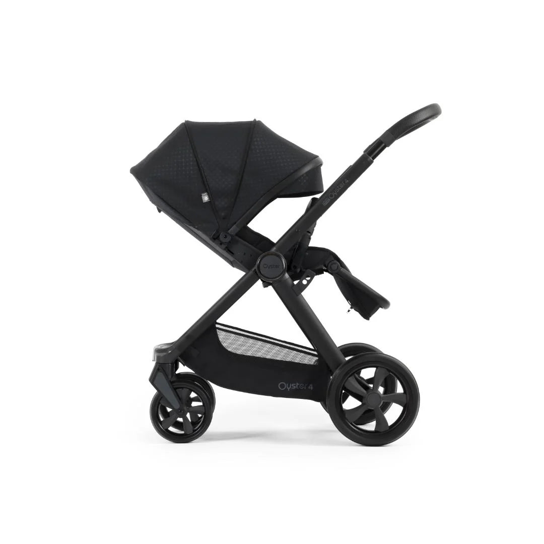 Oyster 4 Luxury Bundle With Capsule Seat - Raven *Check availability before ordering