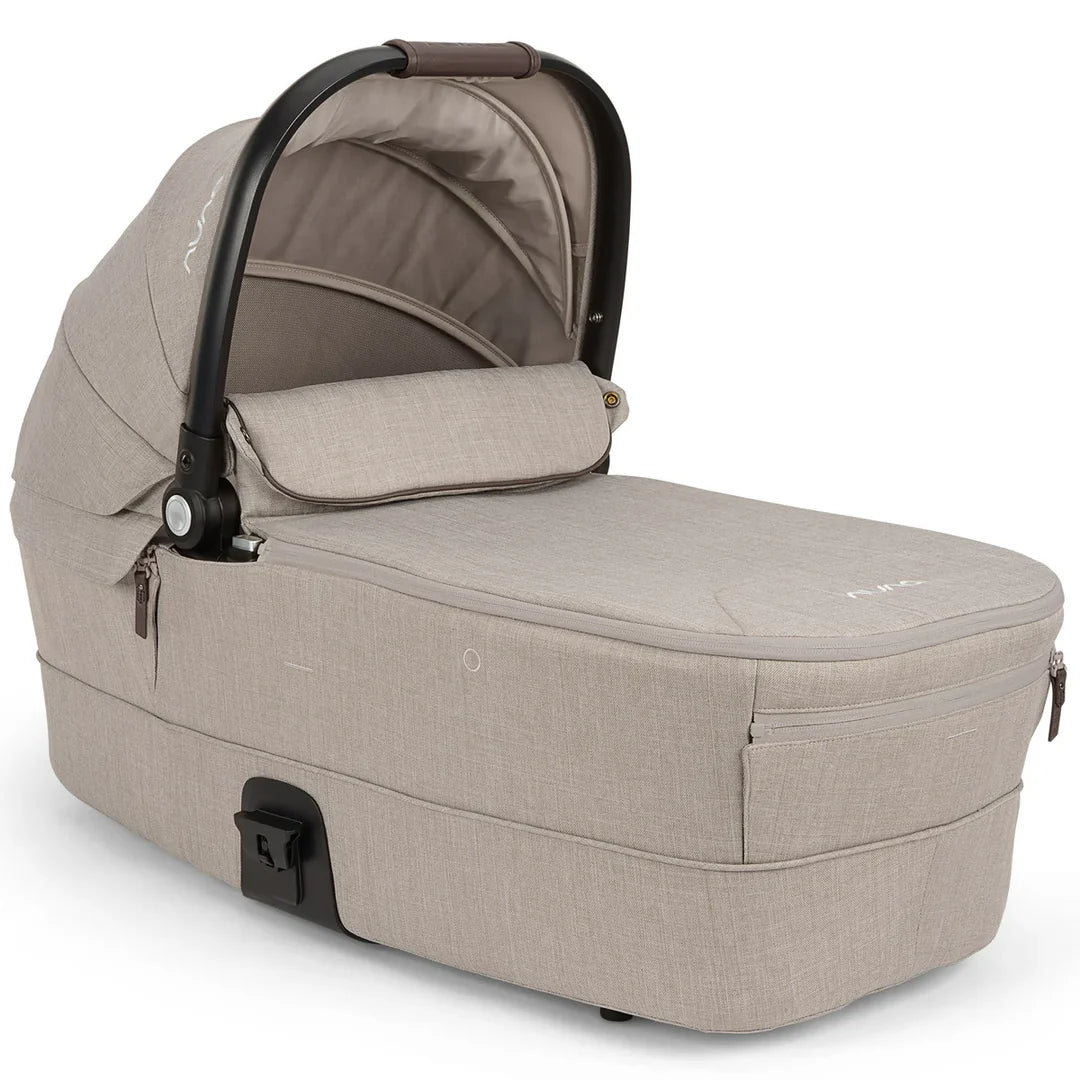 Nuna MIXX Next Pushchair, MIXX Next Carrycot, ARRA Flex Car Seat and BASE Curv Bundle, Chateau