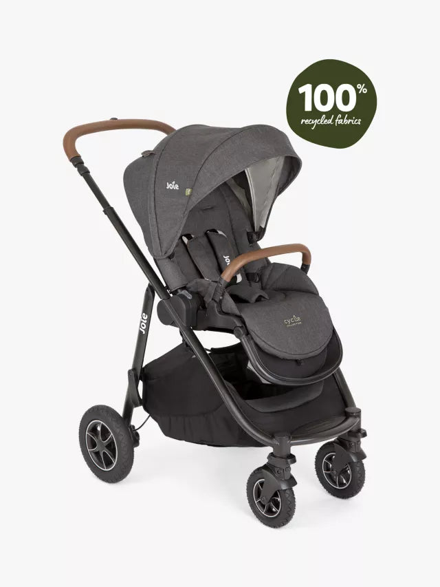 versatrax™ trio
Pram, infant carrier and carry cot