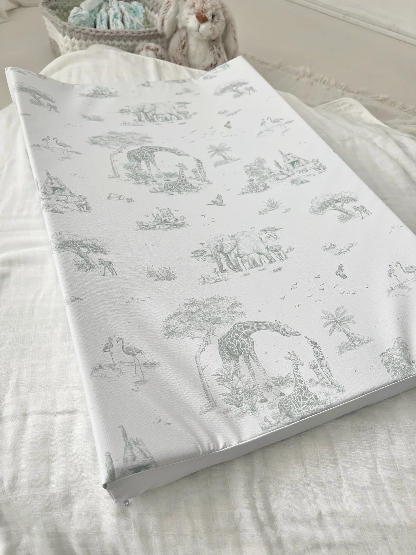 Gilded Bird - Safari Toile Wedge Mat