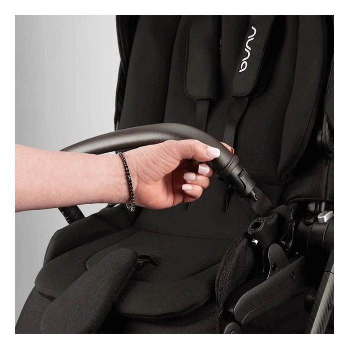 Nuna Swiv + Pipa Urbn Travel System Bundle - Caviar